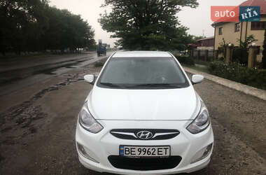 Седан Hyundai Accent 2013 в Первомайске