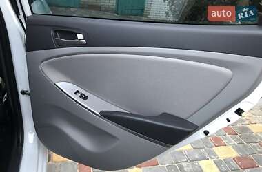 Седан Hyundai Accent 2016 в 