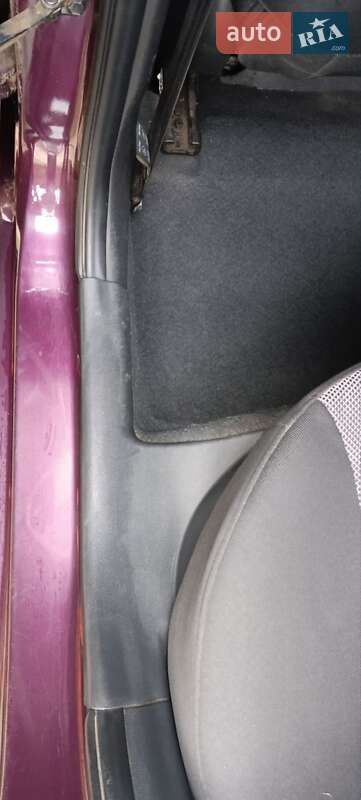 Седан Hyundai Accent 2011 в Ужгороді