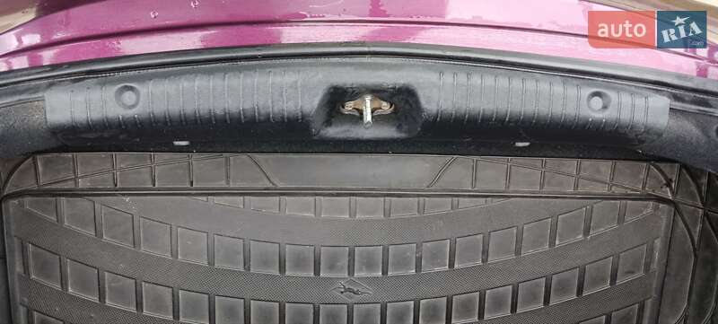 Седан Hyundai Accent 2011 в Ужгороді