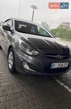 Седан Hyundai Accent 2011 в 
