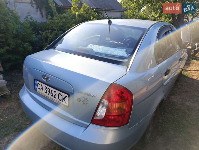 Седан Hyundai Accent 2007 в Смілі