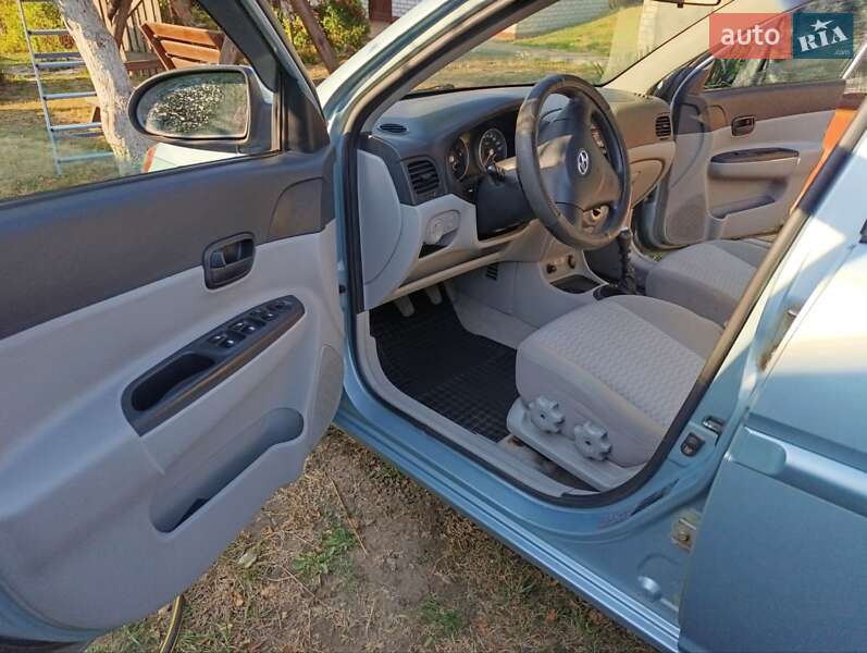Седан Hyundai Accent 2007 в Смілі