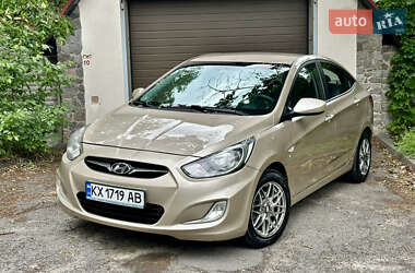 Седан Hyundai Accent 2013 в Харькове