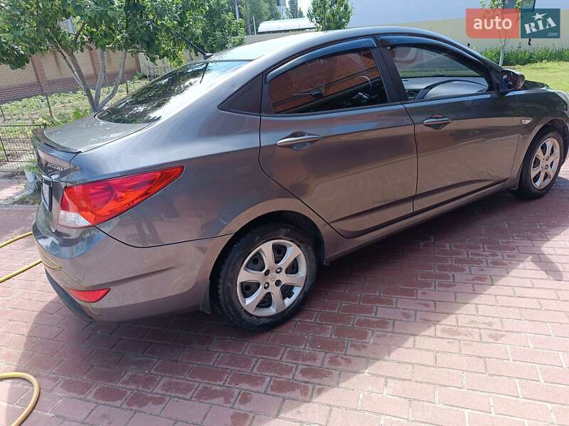 Седан Hyundai Accent 2013 в Броварах