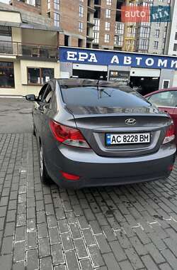 Седан Hyundai Accent 2013 в 