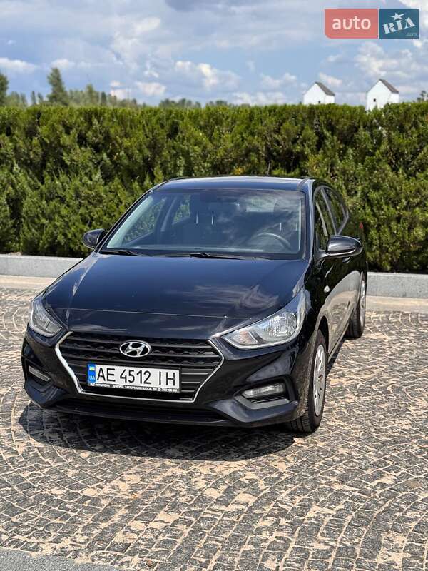 Седан Hyundai Accent 2017 в 
