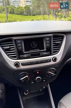 Седан Hyundai Accent 2017 в 