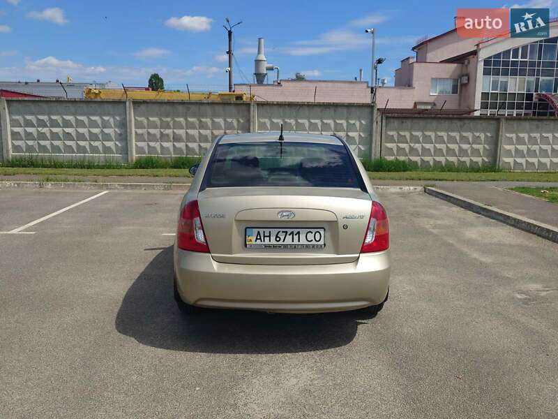 Седан Hyundai Accent 2007 в Малине