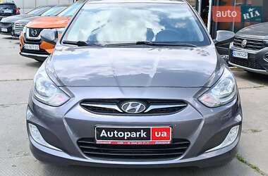 Седан Hyundai Accent 2011 в 