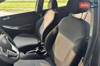 Седан Hyundai Accent 2013 в 