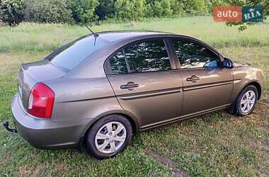 Седан Hyundai Accent 2009 в 
