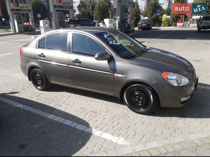 Седан Hyundai Accent 2008 в Львове