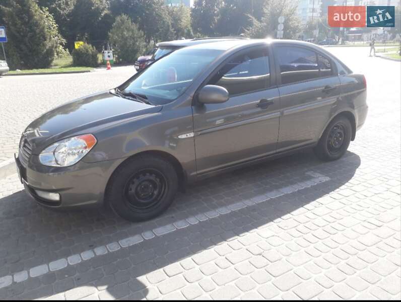 Седан Hyundai Accent 2008 в Львове