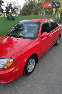 Седан Hyundai Accent 2004 в Киеве