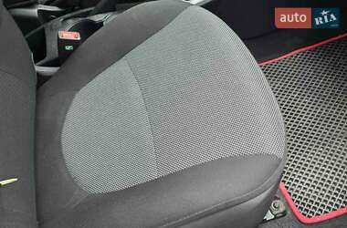 Седан Hyundai Accent 2011 в 