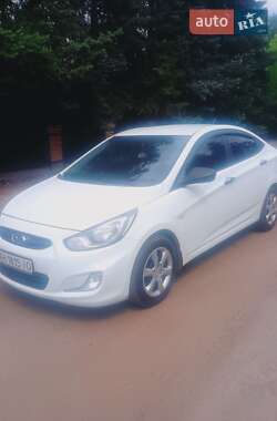 Седан Hyundai Accent 2013 в Слов'янську