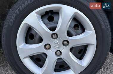 Седан Hyundai Accent 2011 в 