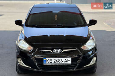 Седан Hyundai Accent 2011 в 