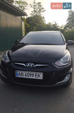 Седан Hyundai Accent 2013 в 