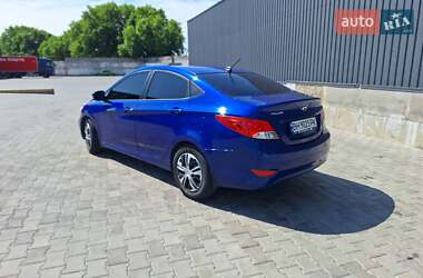 Седан Hyundai Accent 2012 в 