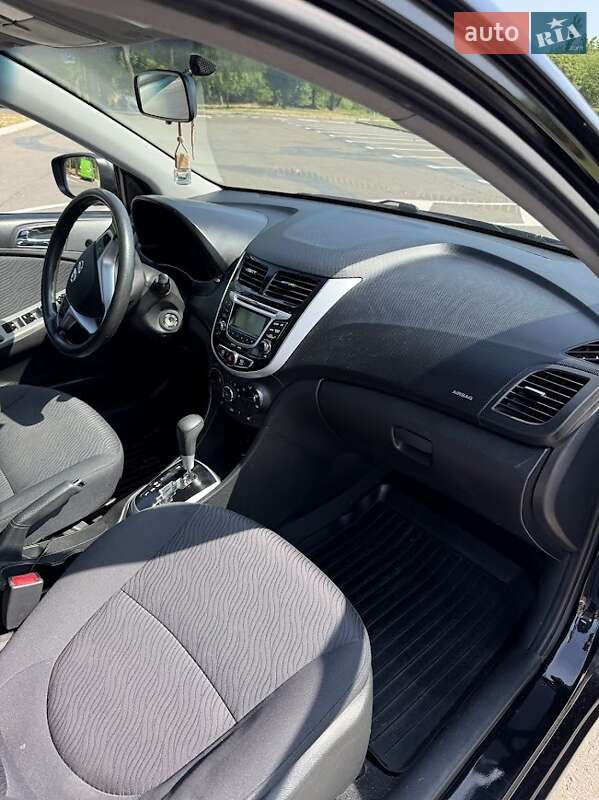 Седан Hyundai Accent 2011 в Николаеве фото 8 Седан Hyundai Accent 2011 в Николаеве
