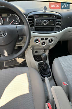 Седан Hyundai Accent 2008 в 
