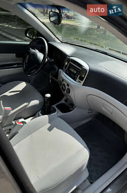 Седан Hyundai Accent 2008 в 