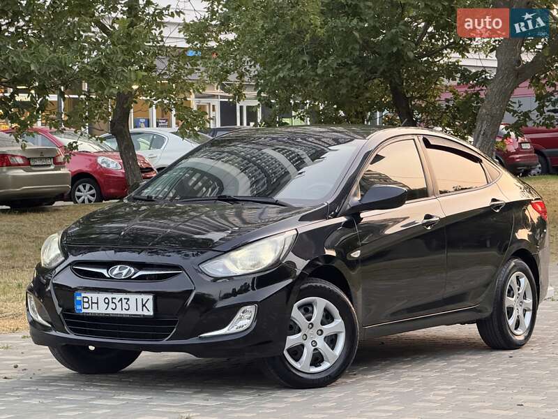 Седан Hyundai Accent 2012 в Одессе