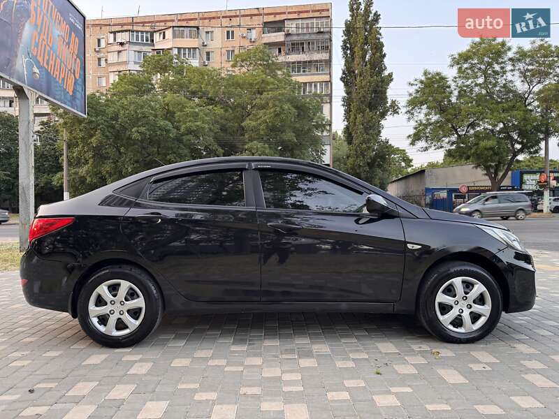 Седан Hyundai Accent 2012 в Одессе