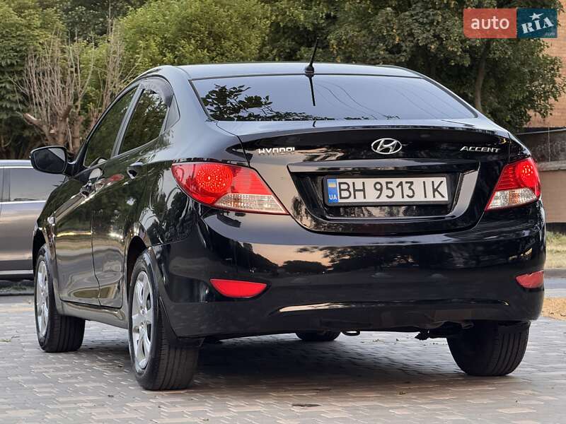 Седан Hyundai Accent 2012 в Одессе