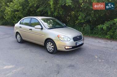 Седан Hyundai Accent 2008 в Сумах