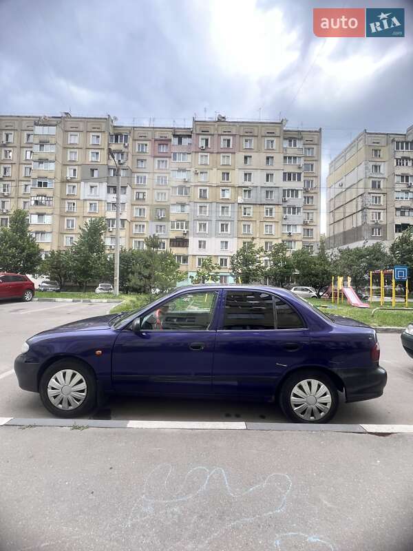 Седан Hyundai Accent 1998 в Харькове