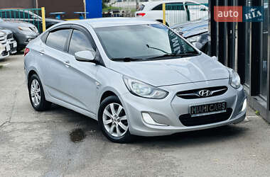 Седан Hyundai Accent 2012 в Харькове
