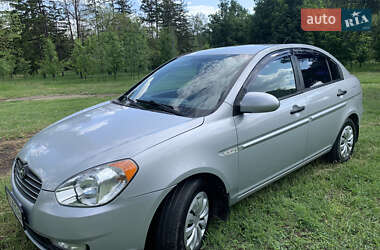 Седан Hyundai Accent 2008 в Кривом Роге