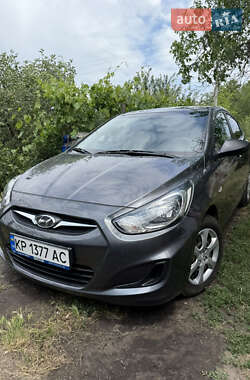 Седан Hyundai Accent 2013 в Запорожье