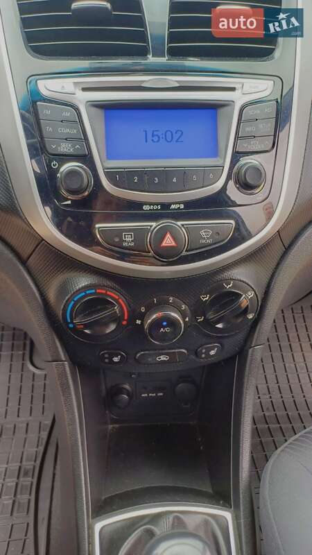 Седан Hyundai Accent 2012 в Киеве