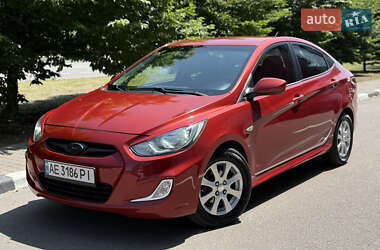 Седан Hyundai Accent 2012 в Киеве