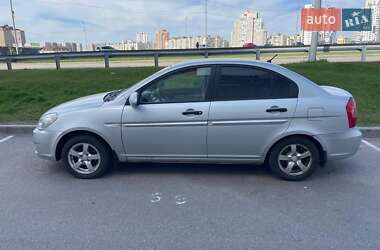 Седан Hyundai Accent 2008 в Киеве