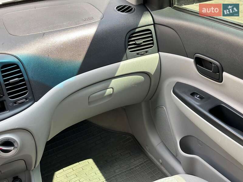 Седан Hyundai Accent 2008 в Одесі