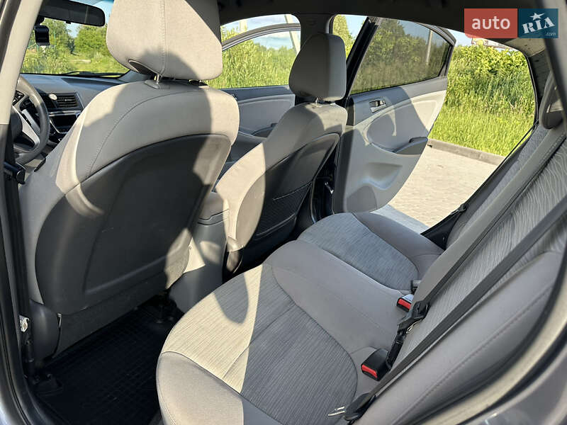Седан Hyundai Accent 2016 в Львове
