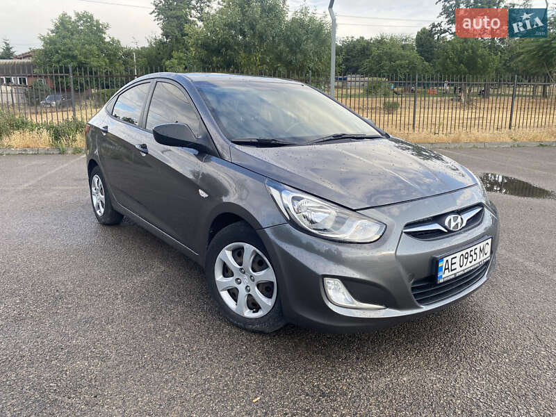 Седан Hyundai Accent 2011 в Днепре фото Седан Hyundai Accent 2011 в Днепре