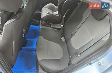 Седан Hyundai Accent 2011 в 