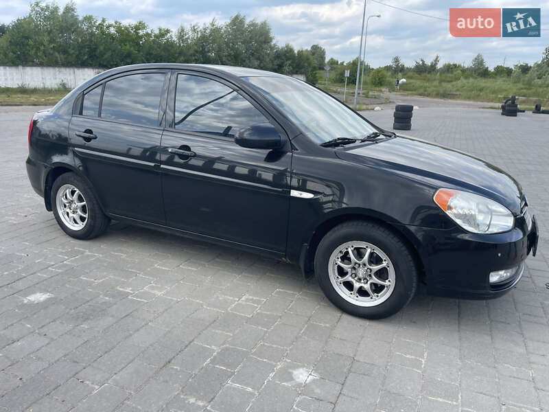Седан Hyundai Accent 2008 в Львові