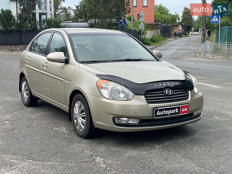 Седан Hyundai Accent 2007 в Киеве