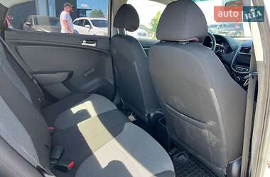 Седан Hyundai Accent 2012 в 