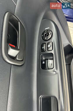 Хэтчбек Hyundai Accent 2008 в 