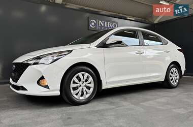 Седан Hyundai Accent 2021 в 