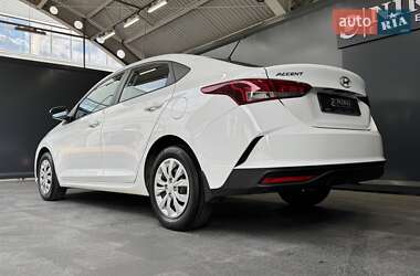 Седан Hyundai Accent 2021 в 