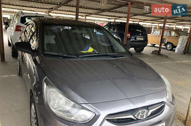 Седан Hyundai Accent 2013 в Одесі